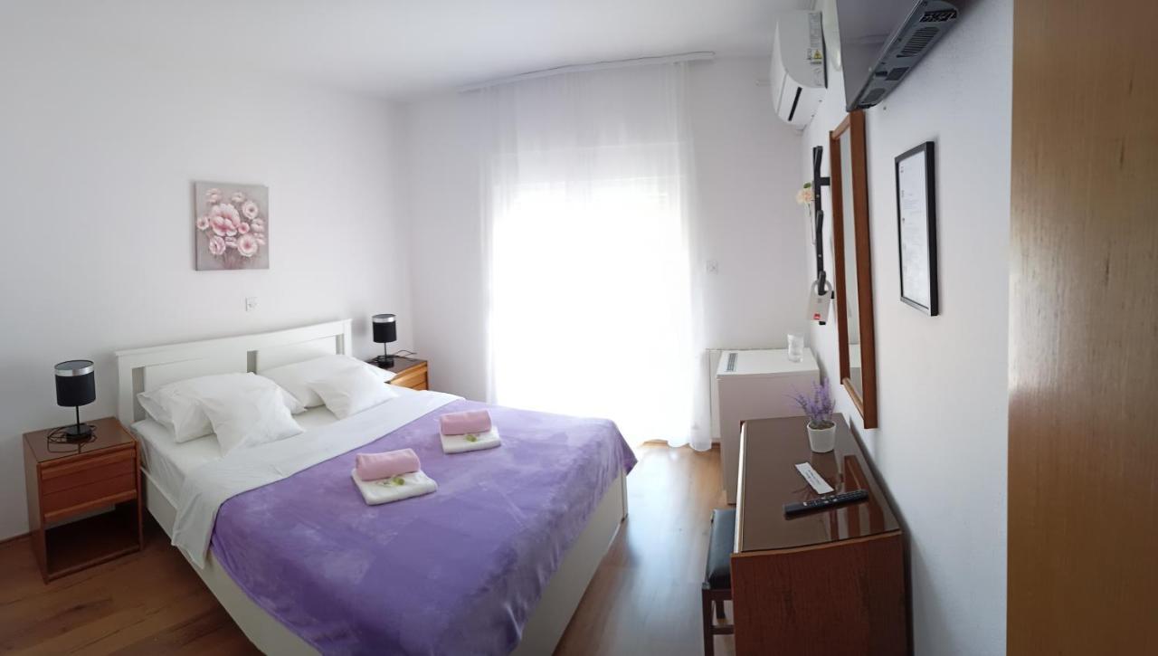 Pansion Restoran Marin Hotel Posedarje Ngoại thất bức ảnh